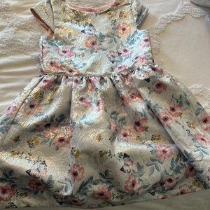 Girls dress